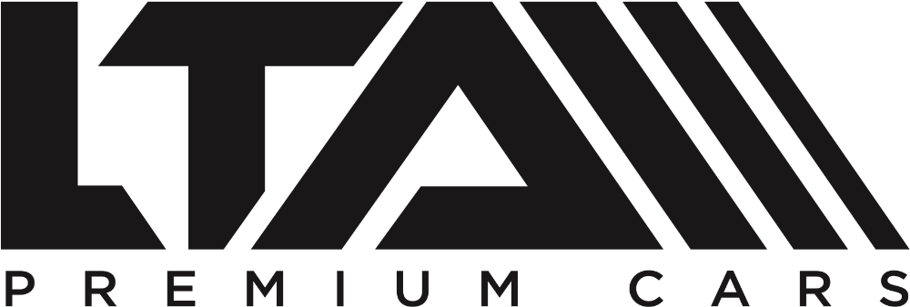 LTAn Premium Cars Logo mit großem stilisiertem Schriftzug und Unterzeile "PREMIUM CARS" in Schwarz