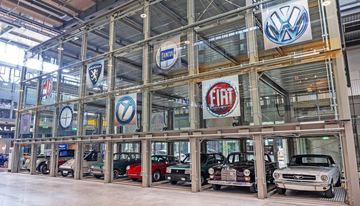motorworld_muenchen_glasboxen_2